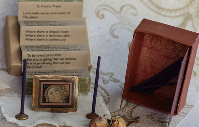 Virgin Mary Catholic Prayer Devotional Travel Shrine