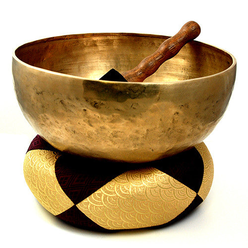 11.5 Inch Large Hand Hammered Third Eye Chakra Singing Bowl