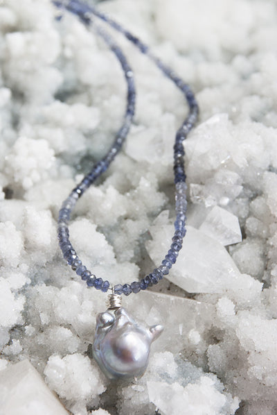 Baroque Pearl and Iolite Necklace | Whisperingtree.net